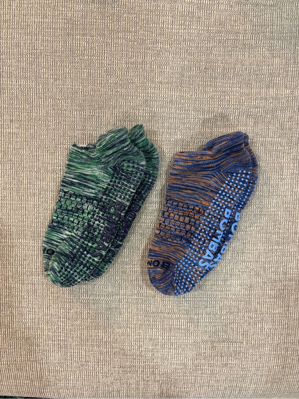 Women Bombas Low-Cut Athletic Grip Socks - Green & Blue